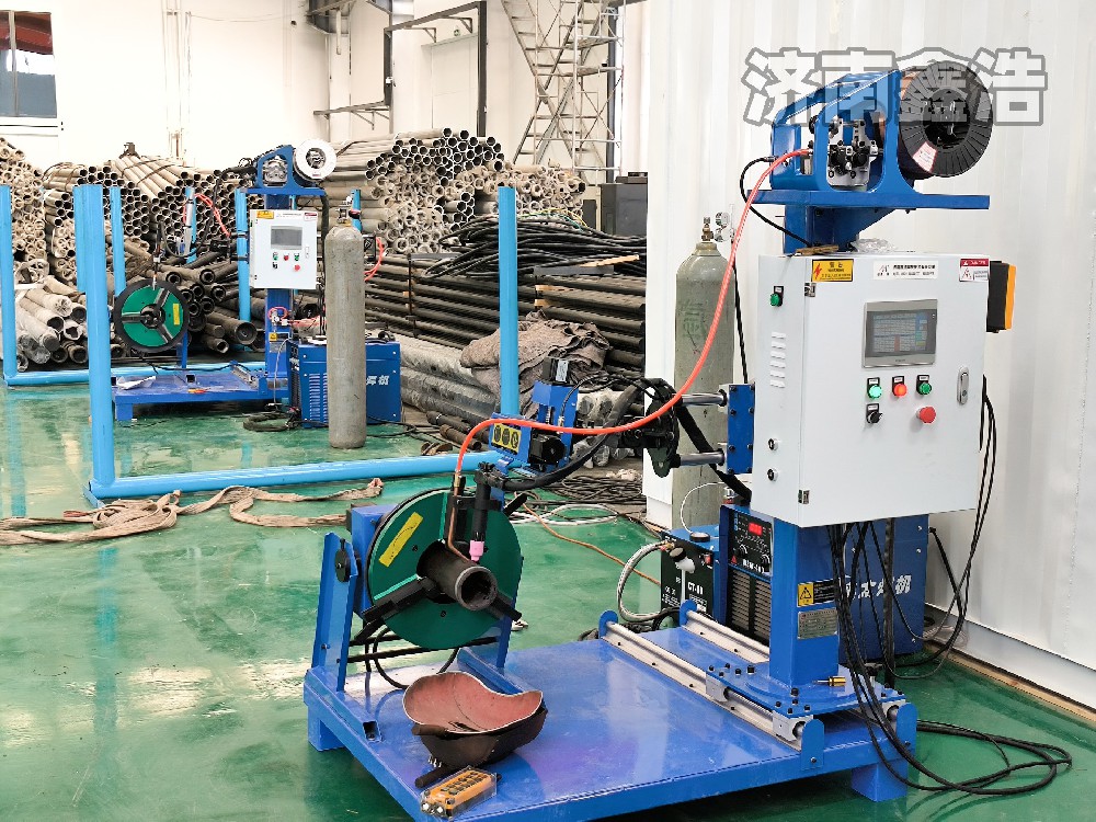 東營(yíng)石油管道行業(yè)客戶，一次選購(gòu)我司CO2法蘭自動(dòng)焊和氬弧自動(dòng)焊調(diào)試完成，客戶非常滿意。