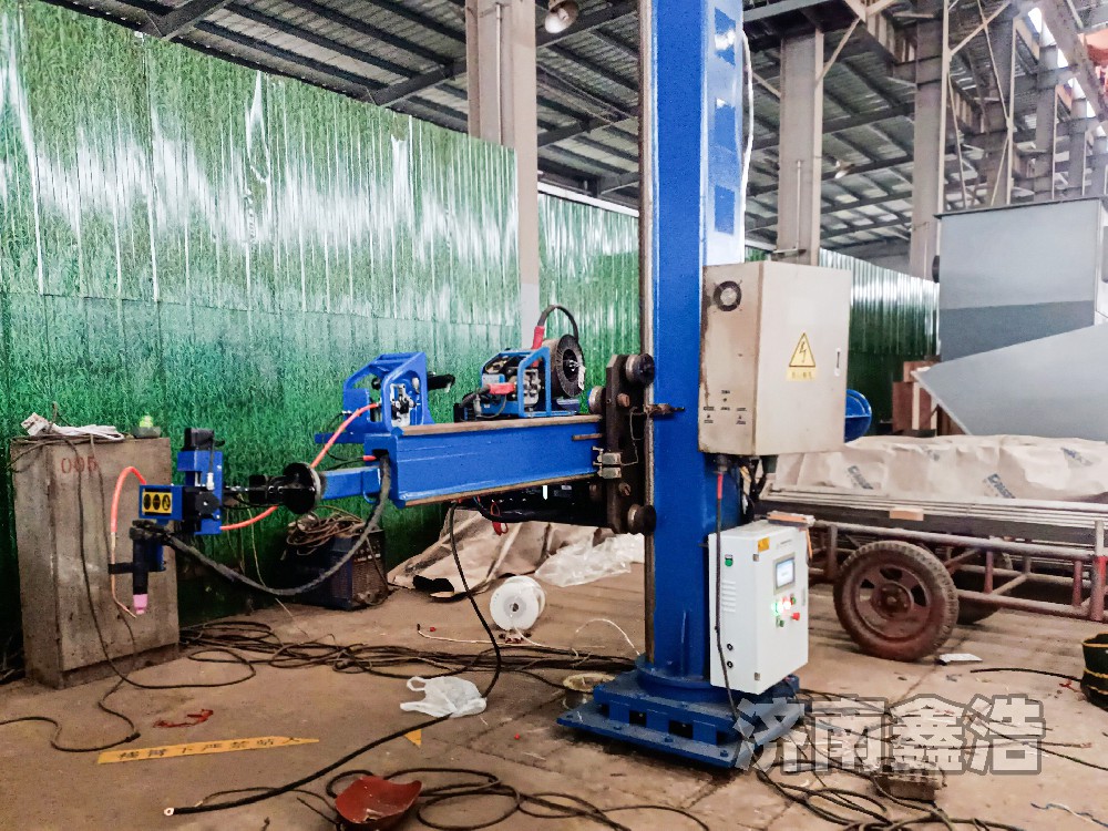 河南訂購重型焊接操作機，提高環(huán)縫自動焊接效率