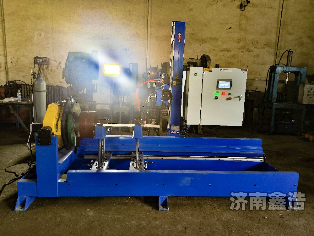 哈爾濱客戶訂購(gòu)七軸氬弧自動(dòng)焊，環(huán)縫直縫焊接