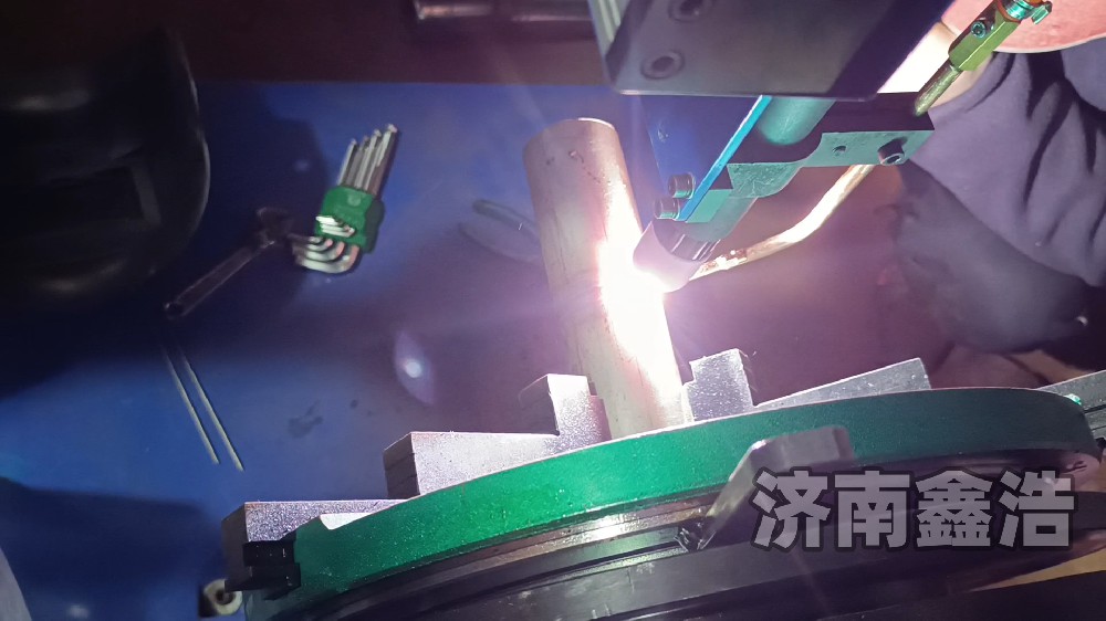 氬弧自動(dòng)焊設(shè)備1140，智能數(shù)控